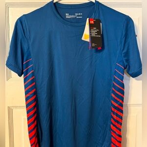 NWT UNDER ARMOUR BOYS SIZE LARGE SHORT SLEEVE SHIRT 💙🩶